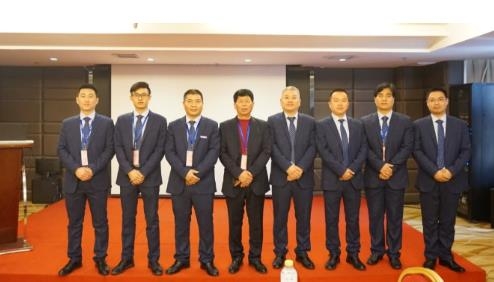 法騰電力空氣型智能手車式小型柜技術(shù)合作交流會在武漢隆重舉行